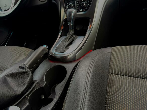 2012 Opel Astra J, белый - вид 12