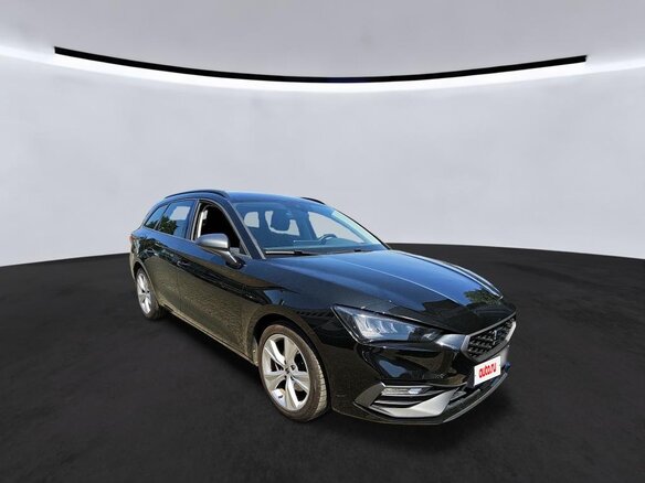 2022 SEAT Leon IV, чёрный, 1725000 рублей - вид 10