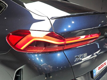 2024 BMW X6 40i III (G06) Рестайлинг, синий, 11417000 рублей, вид 5