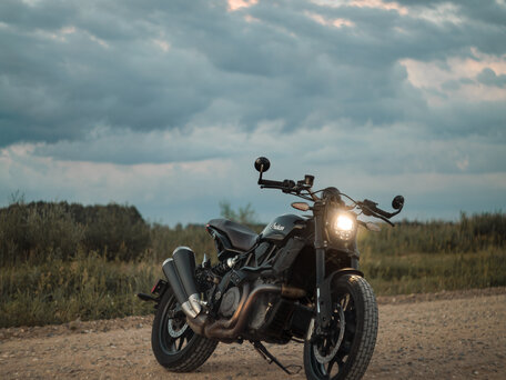 2019 Indian FTR 1200, чёрный, 675427 рублей, вид 2