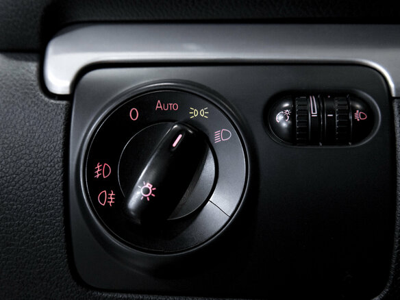 2011 Volkswagen Golf VI, белый, 579000 рублей - вид 22