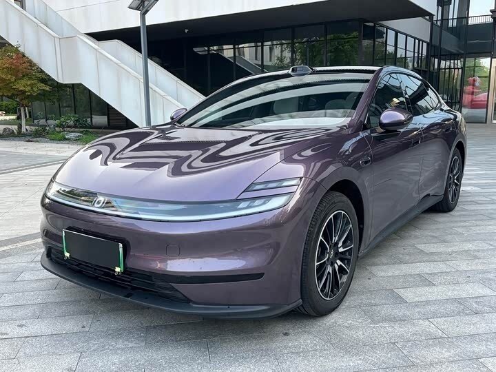 Открыть фотографии: Changan Qiyuan A06