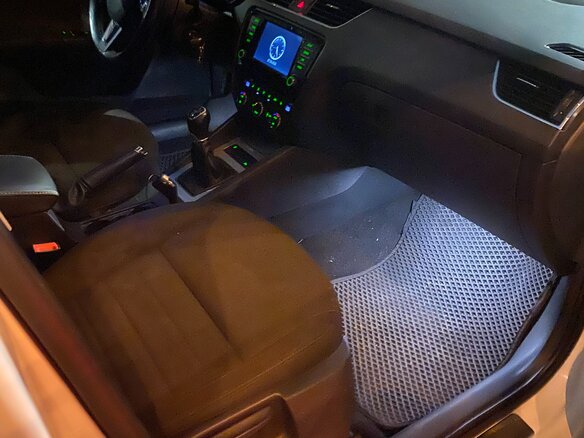 2015 Skoda Octavia III (A7), белый, 1080000 рублей - вид 15