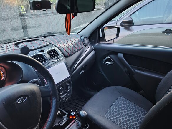 2022 Lada (ВАЗ) Granta I Рестайлинг, белый, 600000 рублей - вид 5