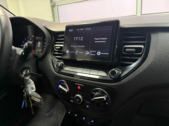 2021 Hyundai Solaris II Рестайлинг, серебристый, 1375000 рублей - вид 21