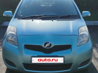 2009 Toyota Vitz II (XP90), зелёный, 480000 рублей, вид 2