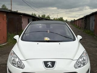 2012 Peugeot 308 I Рестайлинг, белый, 610000 рублей, вид 1