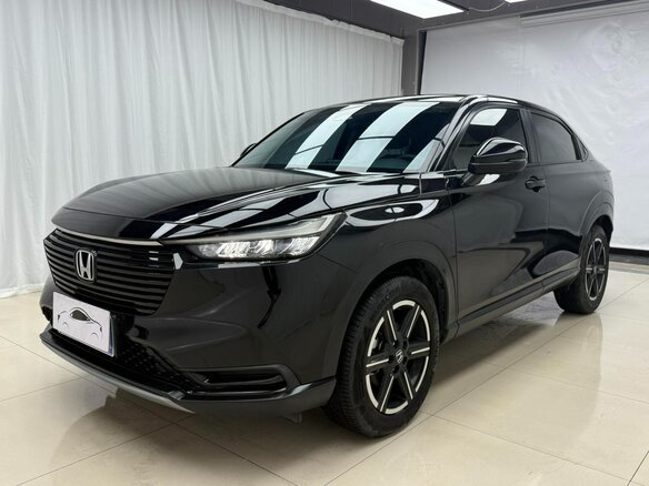 2023 Honda Vezel II, чёрный, 1540000 рублей - вид 2
