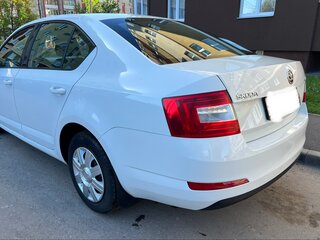 2016 Skoda Octavia III (A7), белый, 660000 рублей, вид 4