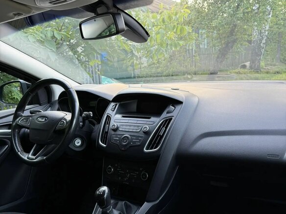 2017 Ford Focus III Рестайлинг, чёрный, 1000000 рублей - вид 6