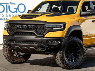 2023 Ram 1500 Crew Cab eTorque V, жёлтый, 9839409 рублей, вид 4