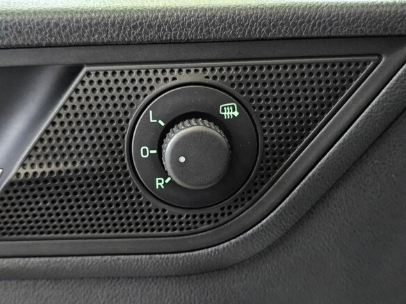 2021 Skoda Rapid II, белый, 1889000 рублей - вид 11