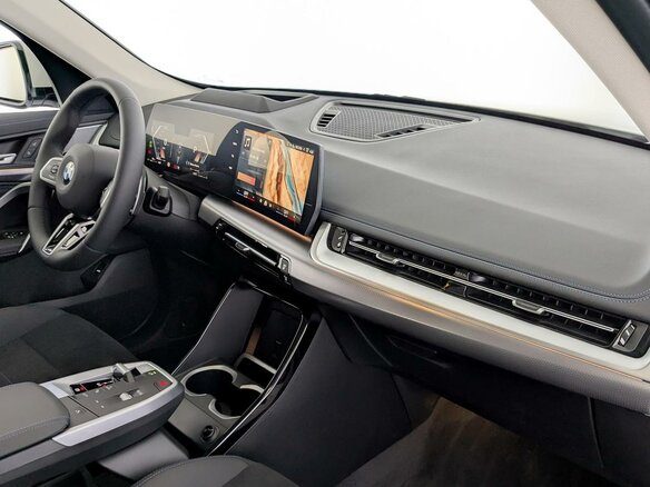 2026 BMW X1 Long 25Li xDrive III (U11/U12), белый, 5999000 рублей - вид 8