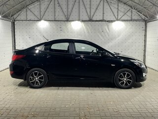 2015 Hyundai Solaris I Рестайлинг, чёрный, 955000 рублей, вид 4