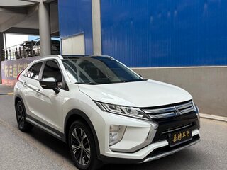 2020 Mitsubishi Eclipse Cross I, белый, 1569000 рублей, вид 3