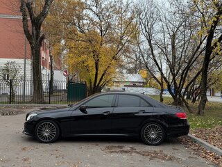 2013 Mercedes-Benz E-Класс 350 IV (W212, S212, C207) Рестайлинг, чёрный, 2600000 рублей, вид 4