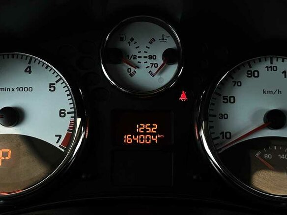 2008 Peugeot 207 I, белый, 390000 рублей - вид 5