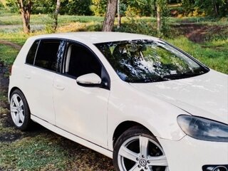 2011 Volkswagen Golf VI, белый, 690000 рублей, вид 3