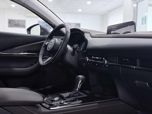 2025 Mazda CX-30 I, серый, 4500000 рублей - вид 12