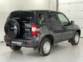 2018 Chevrolet Niva I Рестайлинг, чёрный, 849000 рублей, вид 4