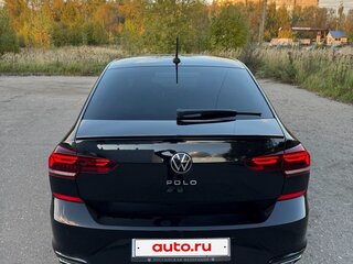 2021 Volkswagen Polo VI, чёрный, 2100000 рублей, вид 3