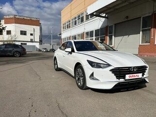2021 Hyundai Sonata VIII (DN8), жёлтый, 1380000 рублей, вид 3