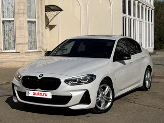 2021 BMW 1 серии 120i III (F52) Рестайлинг, серый, 2450000 рублей, вид 2
