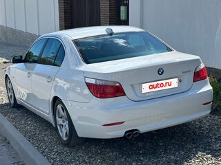 2007 BMW 5 серии 525i V (E60/E61) Рестайлинг, белый, 2100000 рублей, вид 5