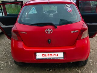2008 Toyota Yaris Multimode II, красный, 600000 рублей, вид 3