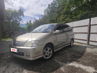 1999 Toyota Gaia, серый, 400000 рублей, вид 3