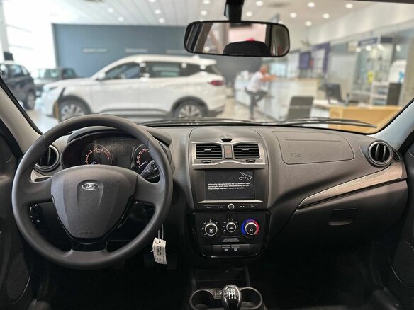 2026 Lada (ВАЗ) Granta Cross I Рестайлинг, чёрный, 1366000 рублей - вид 6