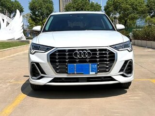 2022 Audi Q3 35 TFSI II (F3), белый, 2370000 рублей, вид 2