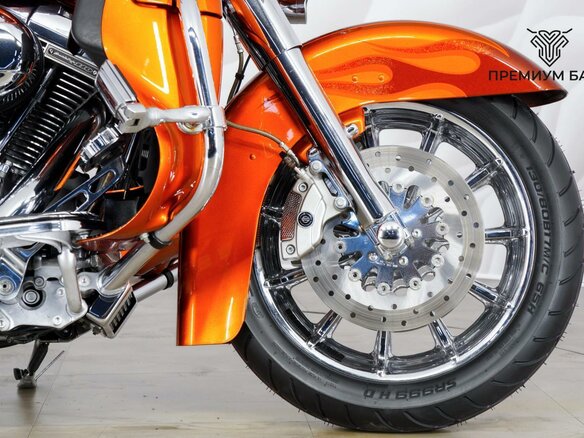 2010 Harley-Davidson CVO, оранжевый, 1210000 рублей - вид 10