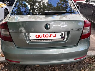 2010 Skoda Octavia II (A5) Рестайлинг, серый, 480000 рублей, вид 2