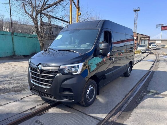 2024 Renault Master, чёрный, 4700000 рублей