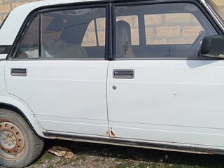 1999 Lada (ВАЗ) 2107, белый, 70000 рублей, вид 5