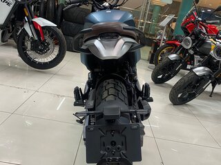 2025 Moto Morini Seiemmezzo SCR, голубой, 744900 рублей, вид 4