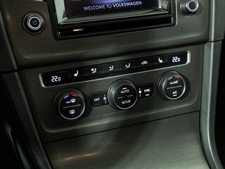 2013 Volkswagen Golf VII, белый, 849585 рублей, вид 5