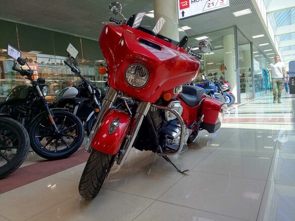 2018 Indian Chieftain, красный, 1650000 рублей - вид 1