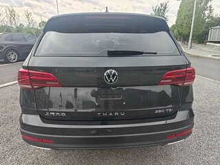 2022 Volkswagen Tharu I, чёрный, 2330000 рублей, вид 5