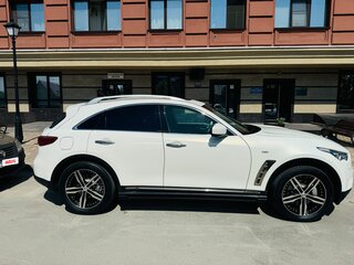 2013 Infiniti FX37 II (S51) Рестайлинг, белый, 2200000 рублей, вид 1