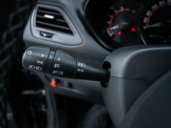 2021 Lada (ВАЗ) Vesta I, чёрный, 1135000 рублей - вид 14