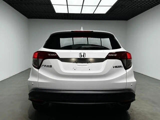2022 Honda Vezel I Рестайлинг, белый, 1344000 рублей, вид 5