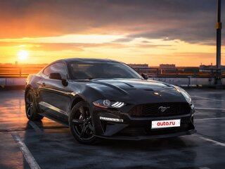 2021 Ford Mustang VI Рестайлинг, чёрный, 3380000 рублей, вид 3