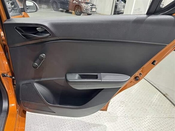 2019 Baojun 310 I, оранжевый, 1036000 рублей - вид 23