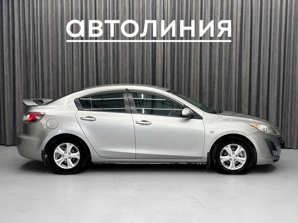 2010 Mazda Axela II, серый, 849000 рублей - вид 3