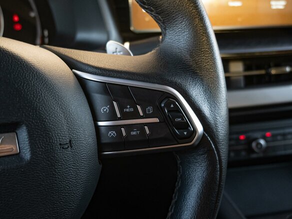 2022 Haval F7x I Рестайлинг, белый, 1750000 рублей - вид 16