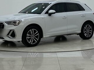 2022 Audi Q3 35 TFSI II (F3), белый, 1745000 рублей, вид 1