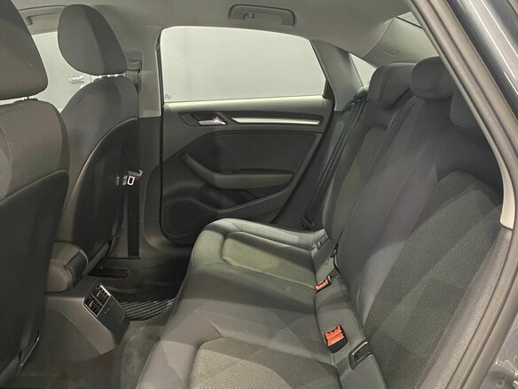 2018 Audi A3 III (8V) Рестайлинг, серый, 1959000 рублей - вид 28