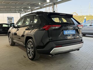 2025 Toyota RAV4 V (XA50), чёрный, 3849000 рублей, вид 3